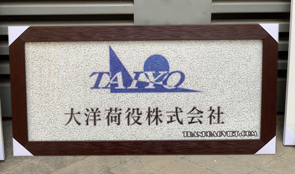 Tranh gạo logo doanh nghiệp, qu&agrave; tặng đối t&aacute;c