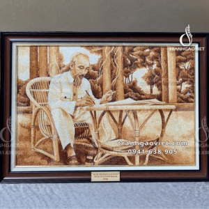 Tranh Gạo Rang Chân Dung Bác Hồ ngồi làm việc